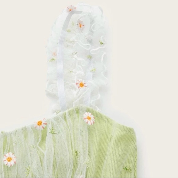 SHEIN MOD Floral Embroidery Ruched Crop Top Size Medium Green Lace Overlay - Picture 3 of 11